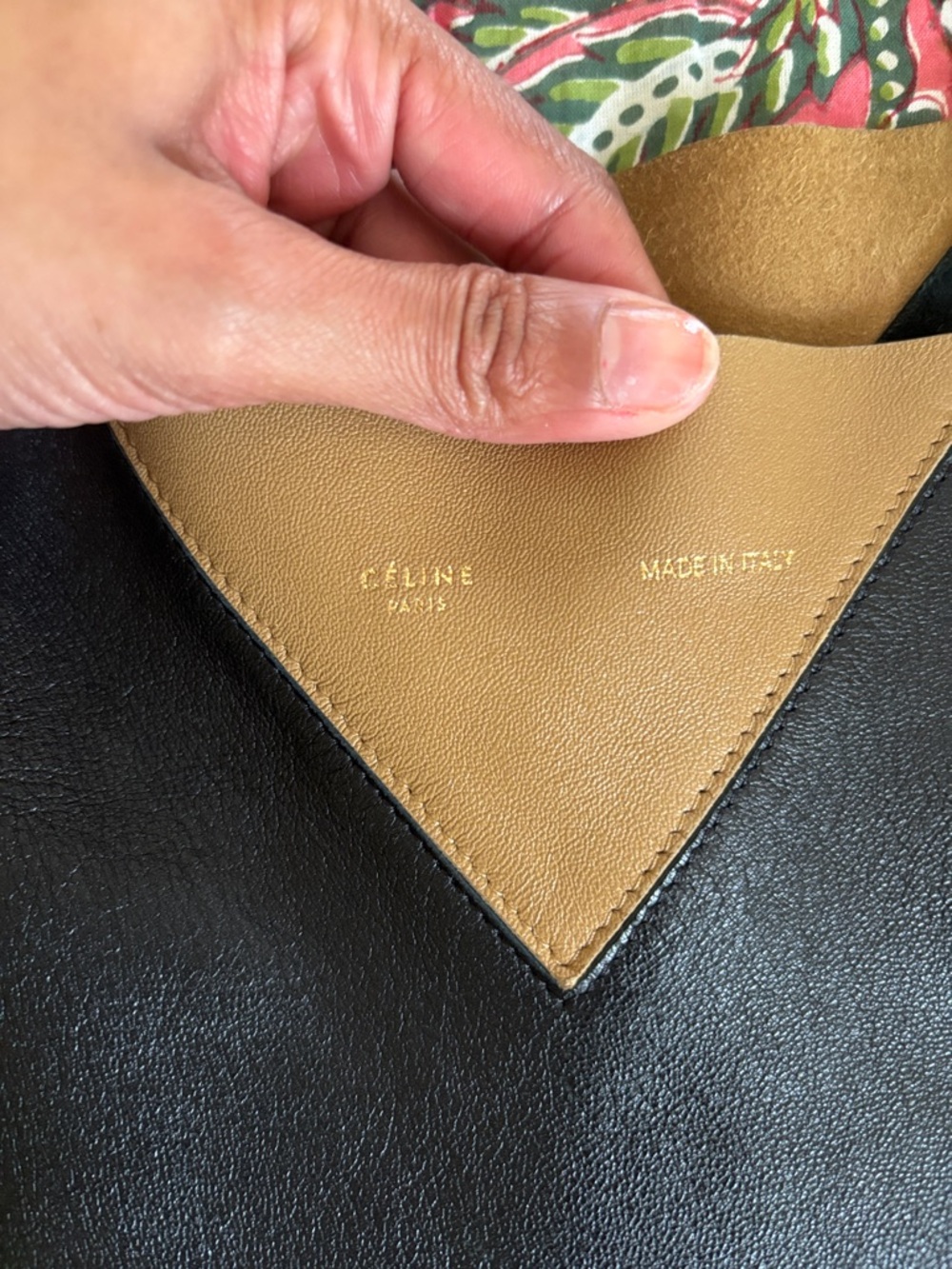 Celine Black & Tan Two-Tone Leather Tote - Picture 3 of 15
